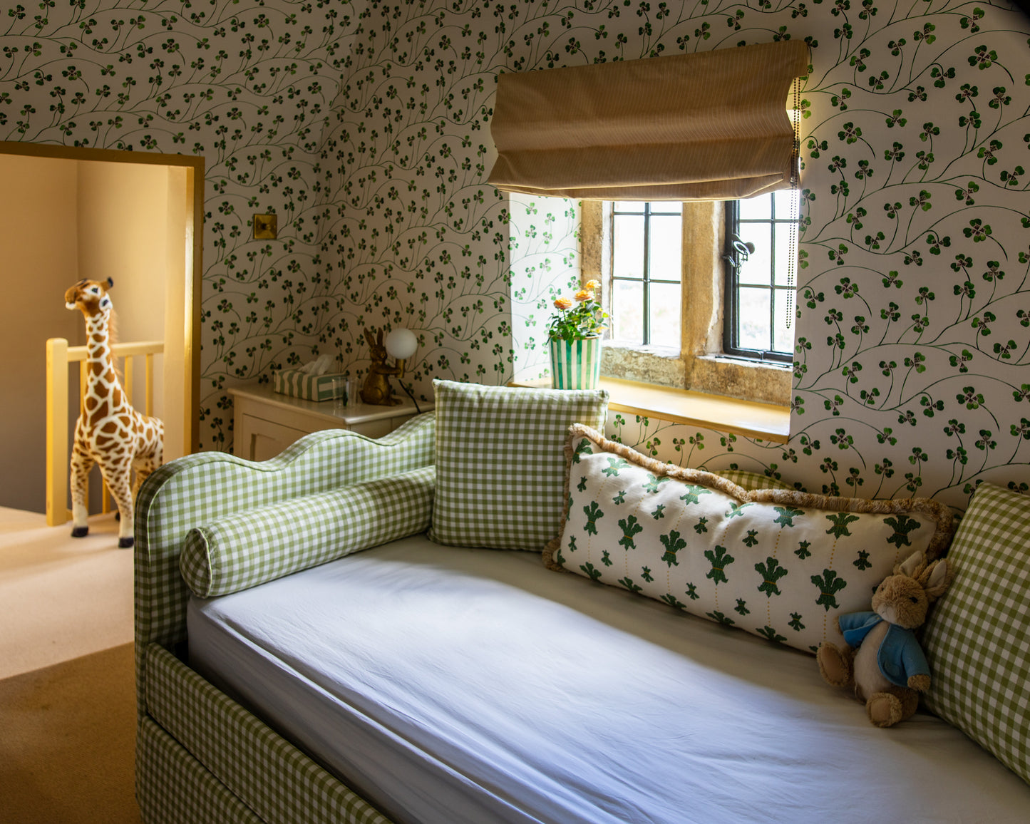 The Lochlan Day Bed -Wavy Green Gingham