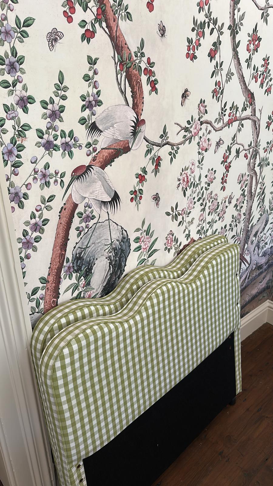 The Lochlan Day Bed -Wavy Green Gingham