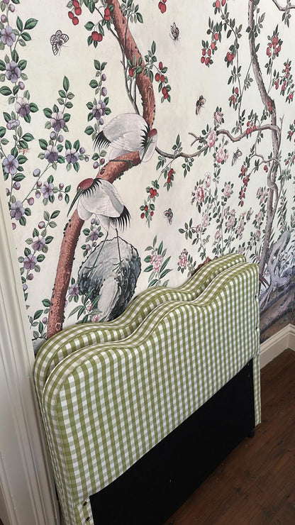 The Lochlan Day Bed -Wavy Green Gingham